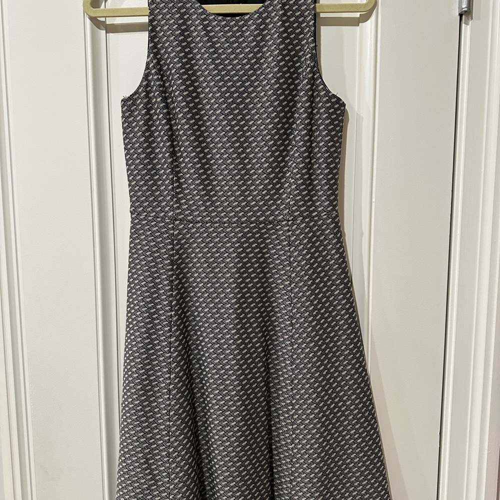 Sleeveless Theory Dress Size 2